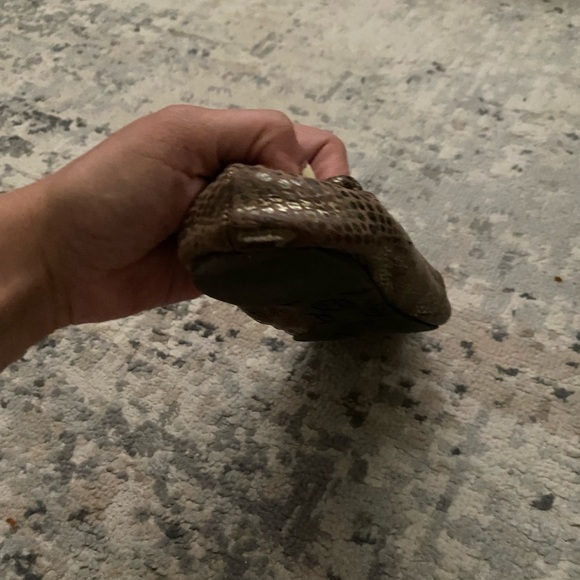 Brown and gold mix Tory Burch flats! - Picture 3 of 7